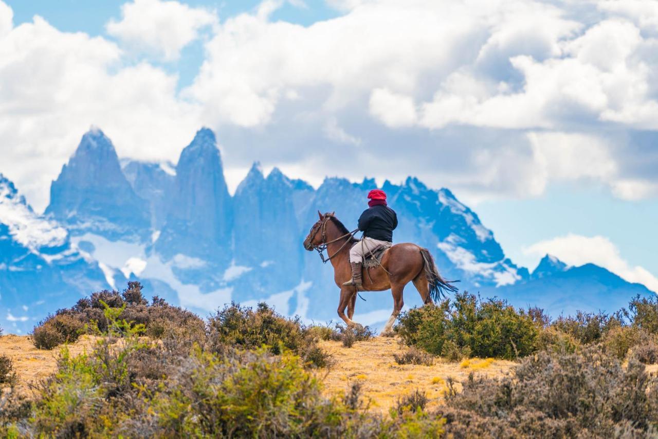 Estancia Cerro Guido Torres del Paine National Park Eksteriør bilde